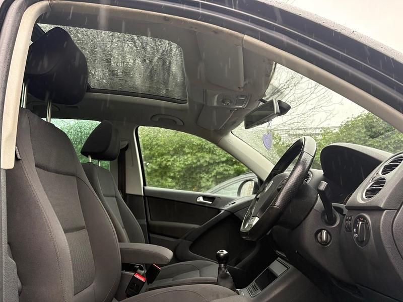 Used VW Tiguan R-line 2010 Black SUV