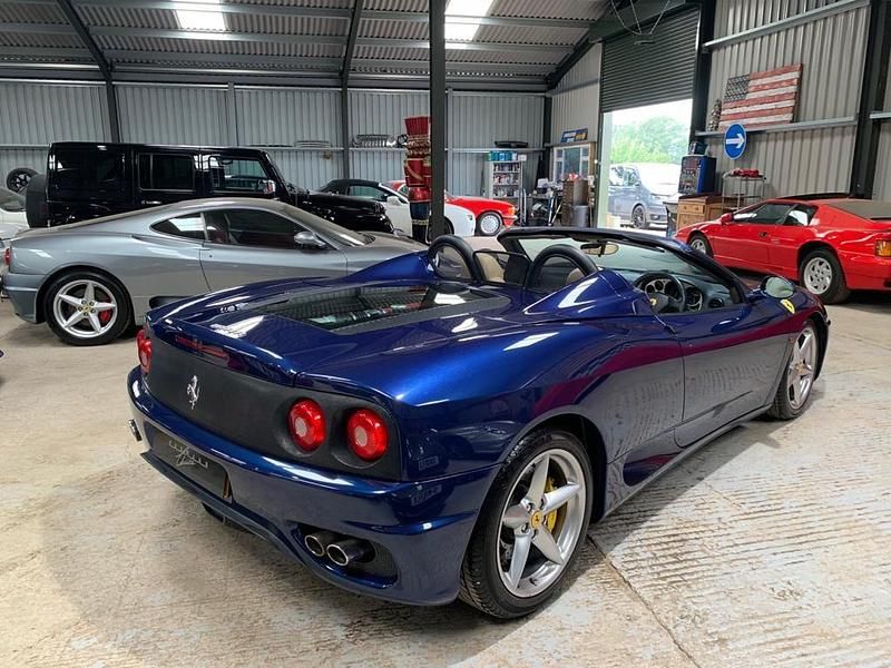 Used Ferrari 360 400 HP (294 kW) 2004 Blue Cabriolet