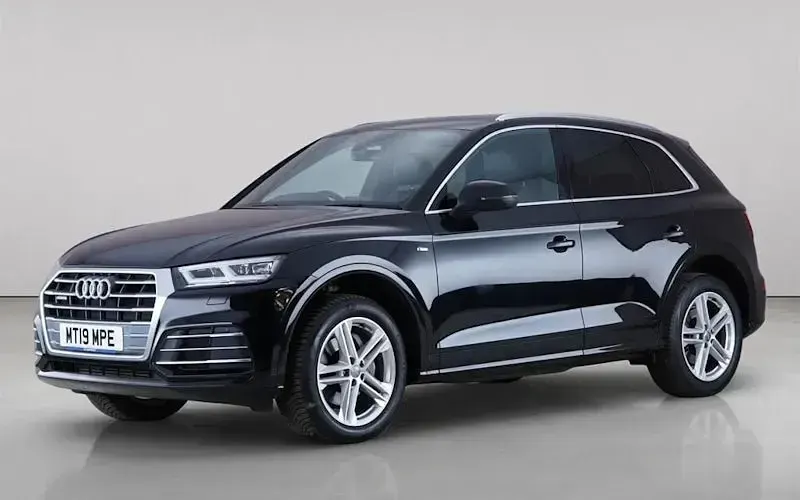 Used Audi Q5 S-Line 245 HP (180 kW) 2019 Black SUV
