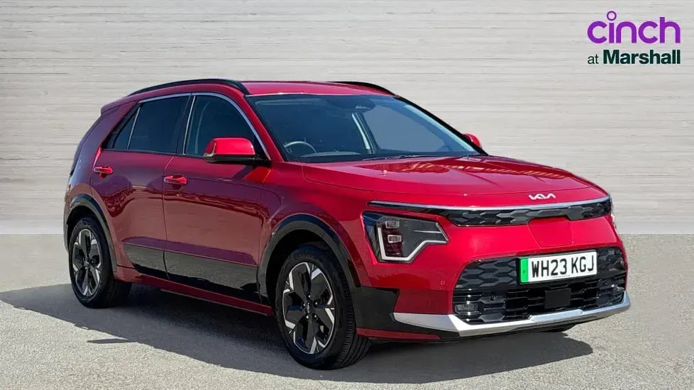 Begagnad Kia e-Niro 150 kW (204 HK) 2023 Röd SUV