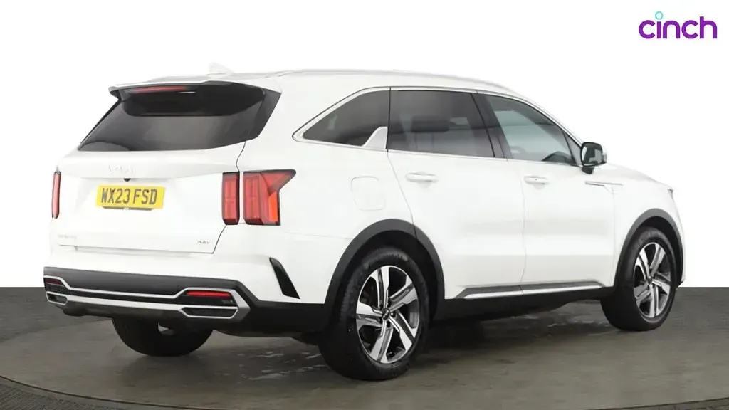 Used Kia Sorento 2023 White SUV