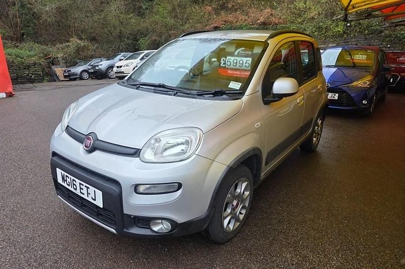 Used Fiat Panda 4x4 95 HP (69 kW) 2016 Silver Hatchback