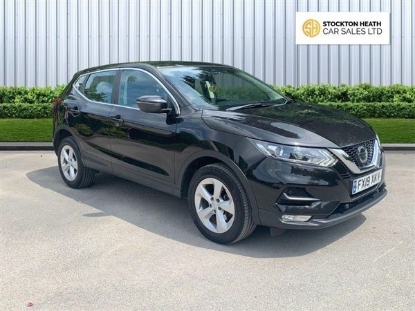 Black Used 2019 Nissan Qashqai Acenta Premium SUV | £8,795 (Good price) - Image 1/1