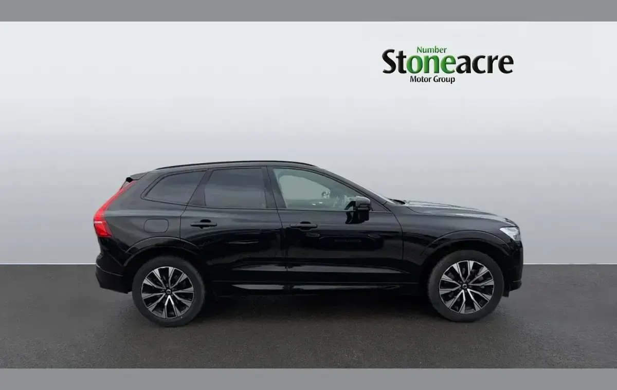 Used Volvo XC60 Plus 194 HP (142 kW) 2023 Black SUV
