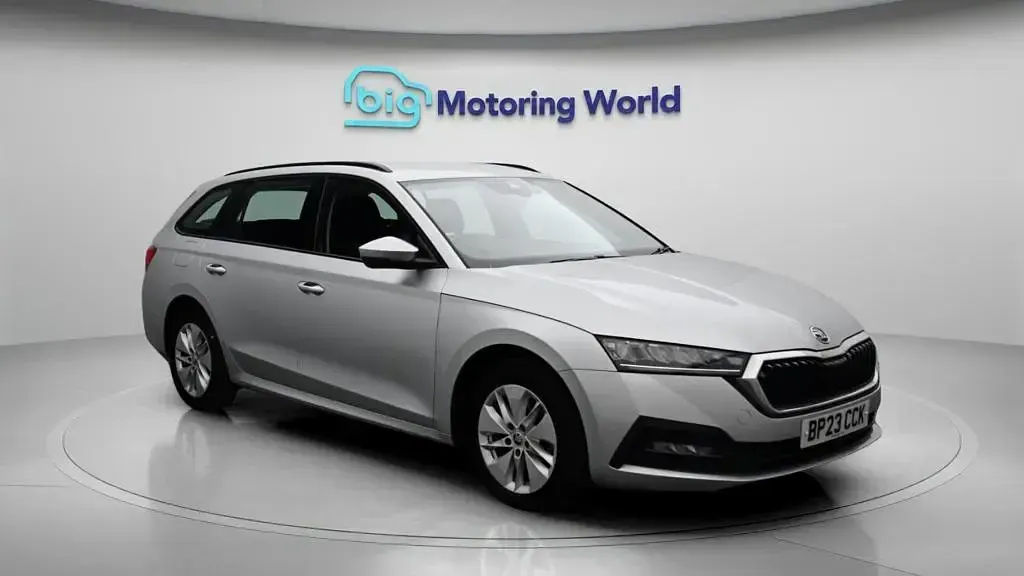 Used Skoda Octavia SE Technology 116 HP (85 kW) 2023 Estate