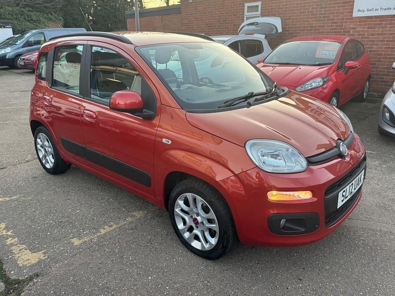 Used Fiat Panda Lounge 85 HP (62 kW) 2012 Red Hatchback