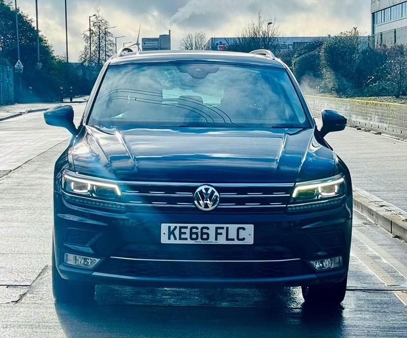 Used VW Tiguan SEL 150 HP (110 kW) 2017 Black SUV