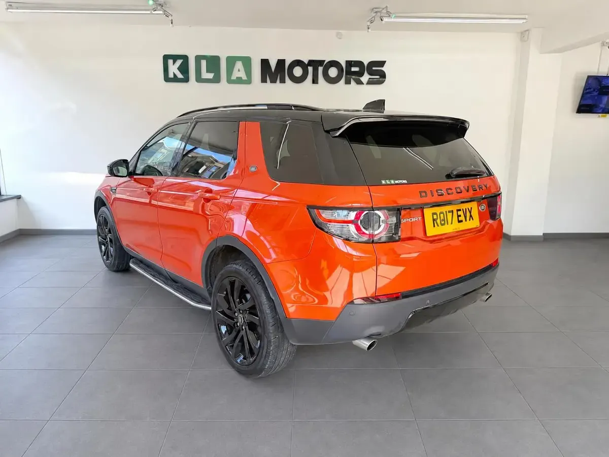 Used Land Rover Discovery Sport HSE 180 HP (132 kW) 2017 Orange SUV
