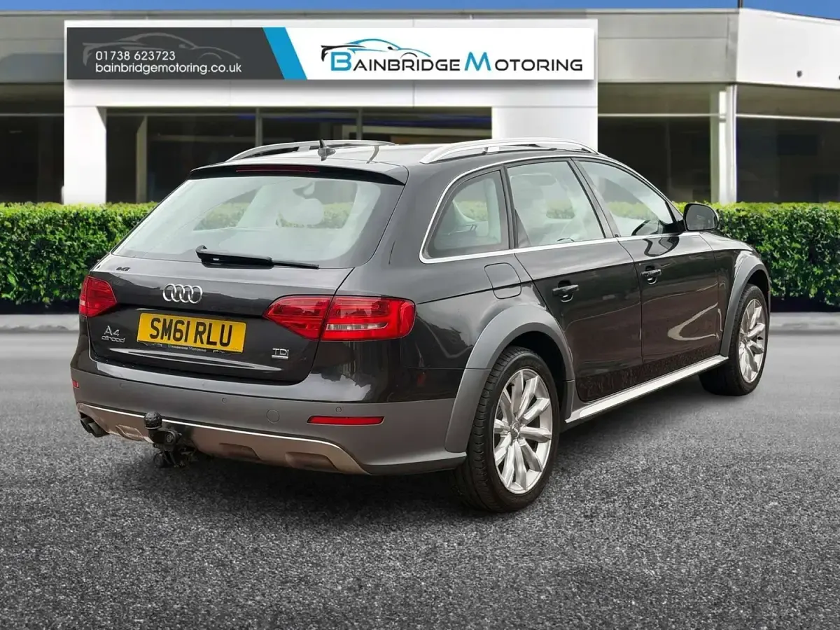 Used Audi A4 Allroad 170 HP (125 kW) 2011 Grey Estate