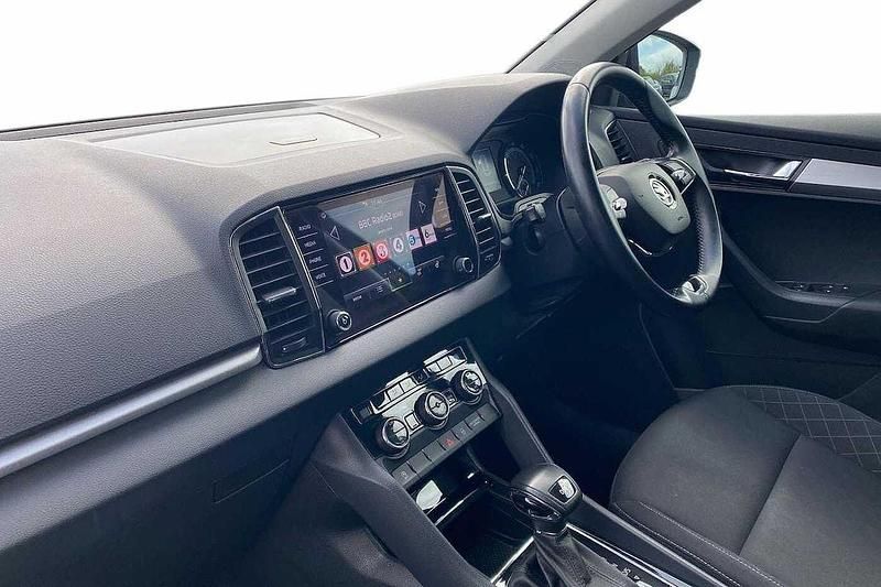 Used Skoda Karoq SE 110 HP (80 kW) 2020 Black magic pearl effect SUV