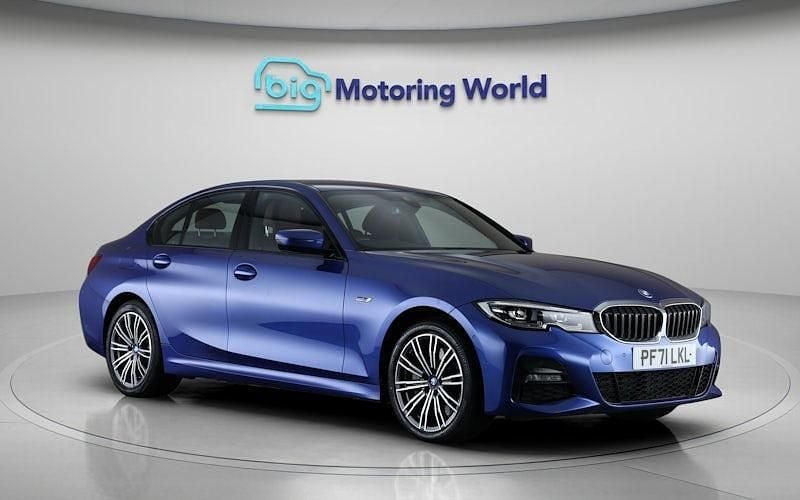 Used BMW 330e M Sport 292 HP (214 kW) 2022 Blue Sedan