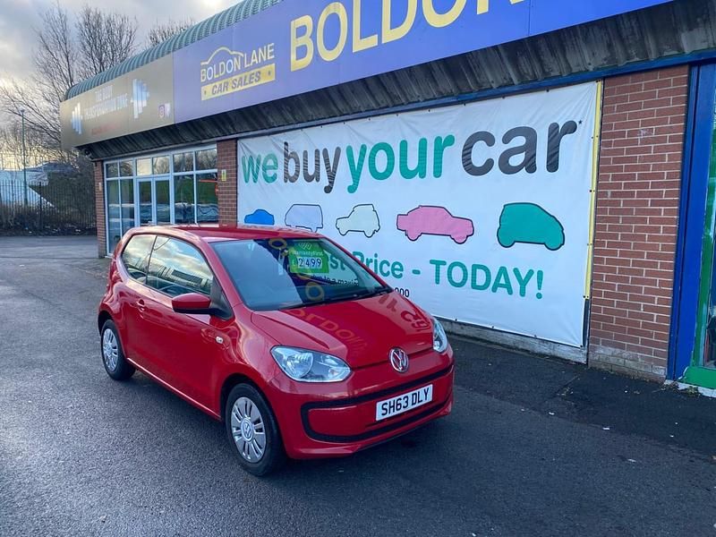Used VW up! move up! 59 HP (43 kW) 2013 Red Hatchback