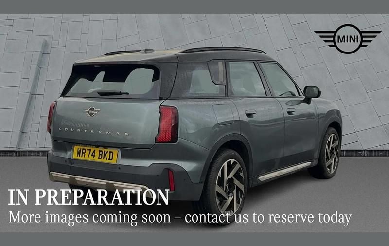 Used Mini Countryman Exclusive 170 HP (125 kW) 2024 Green SUV