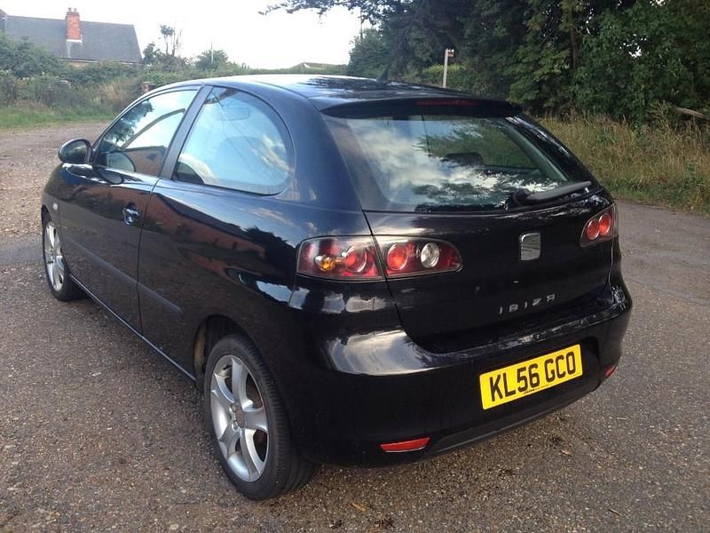 Used Seat Ibiza Sport 84 HP (61 kW) 2006 Black Hatchback
