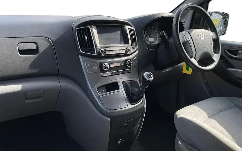 Used Hyundai I800 SE 136 HP (100 kW) 2019 Silver MPV