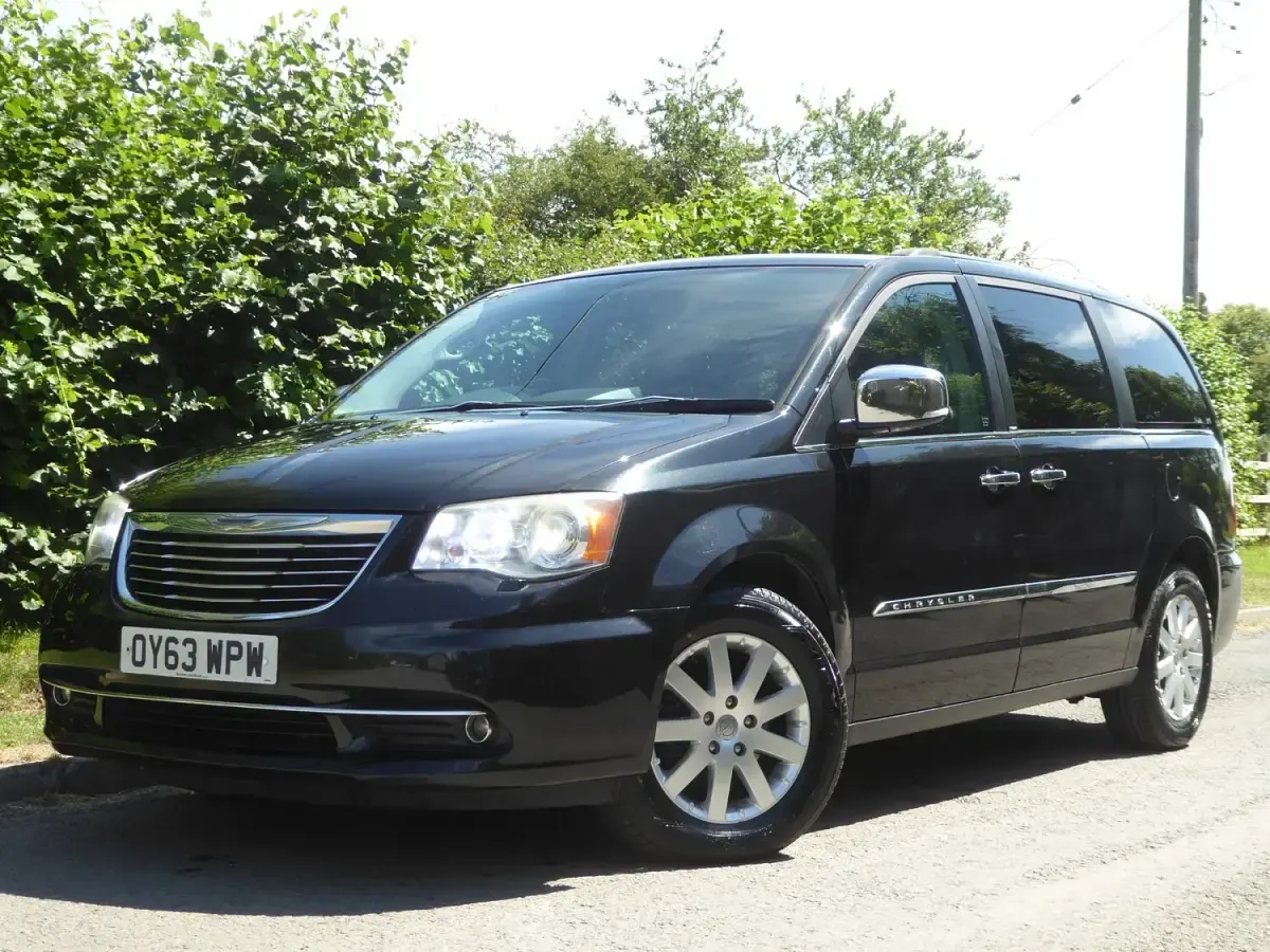 Used Chrysler Grand Voyager Limited 2013 Black MPV