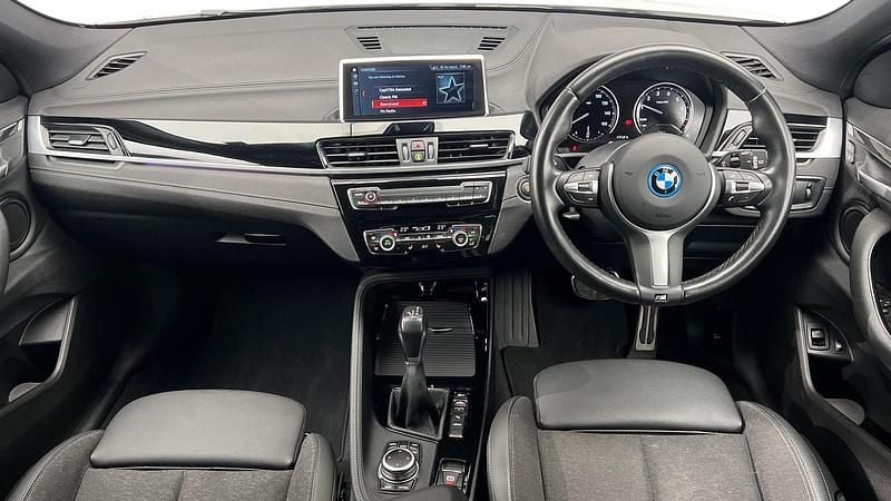 Begagnad BMW X2 M Sport 217 HK (159 kW) 2023 Vit SUV