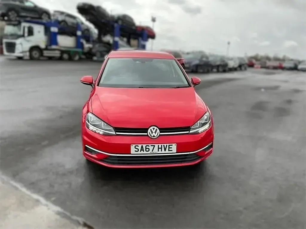 Używany VW Golf VII SE 125 KM (91 kW) 2017 Czerwony Hatchback