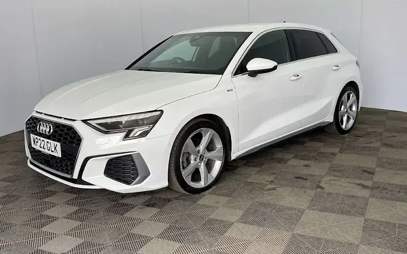 Used Audi A3 Sportback S-Line 150 HP (110 kW) 2024 Hatchback