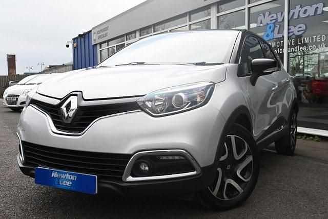 Używany Renault Captur Dynamique 90 KM (66 kW) 2016 Srebrny SUV