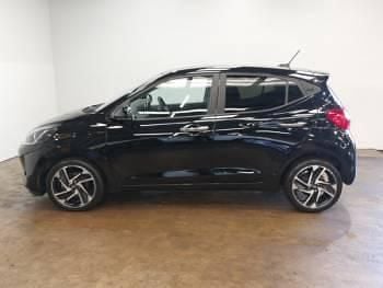 Used Hyundai i10 Premium 84 HP (61 kW) 2024 Black Hatchback