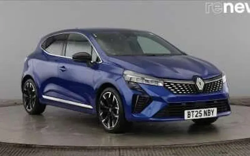 Used Renault Clio Techno 143 HP (105 kW) 2025 Hatchback