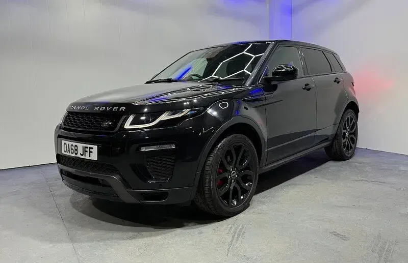 Used Land Rover Range Rover evoque HSE Dynamic 240 HP (176 kW) 2018 Black Estate