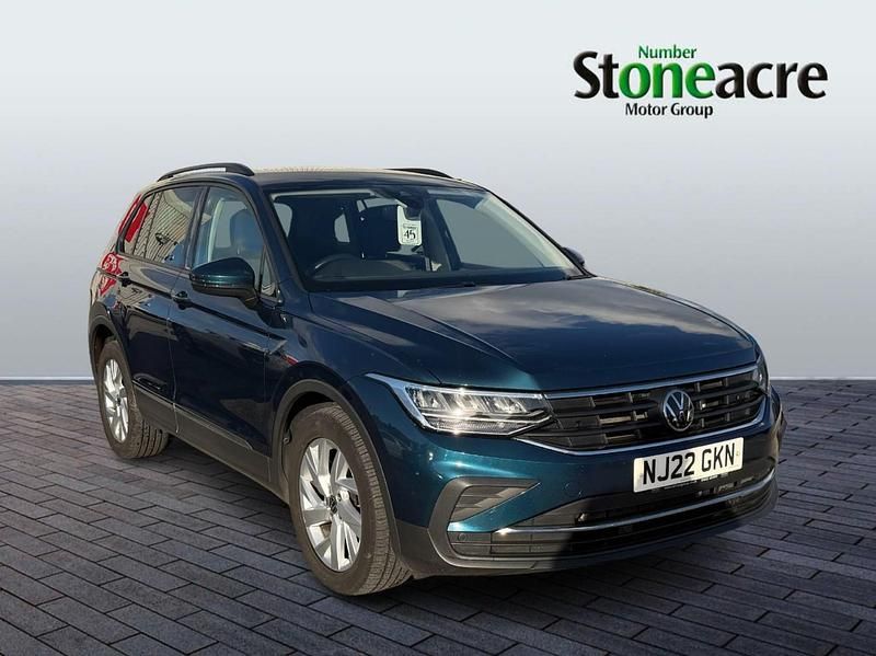 Blue Used 2022 VW Tiguan Life SUV | £19,473 (Fair price) - Image 1/2