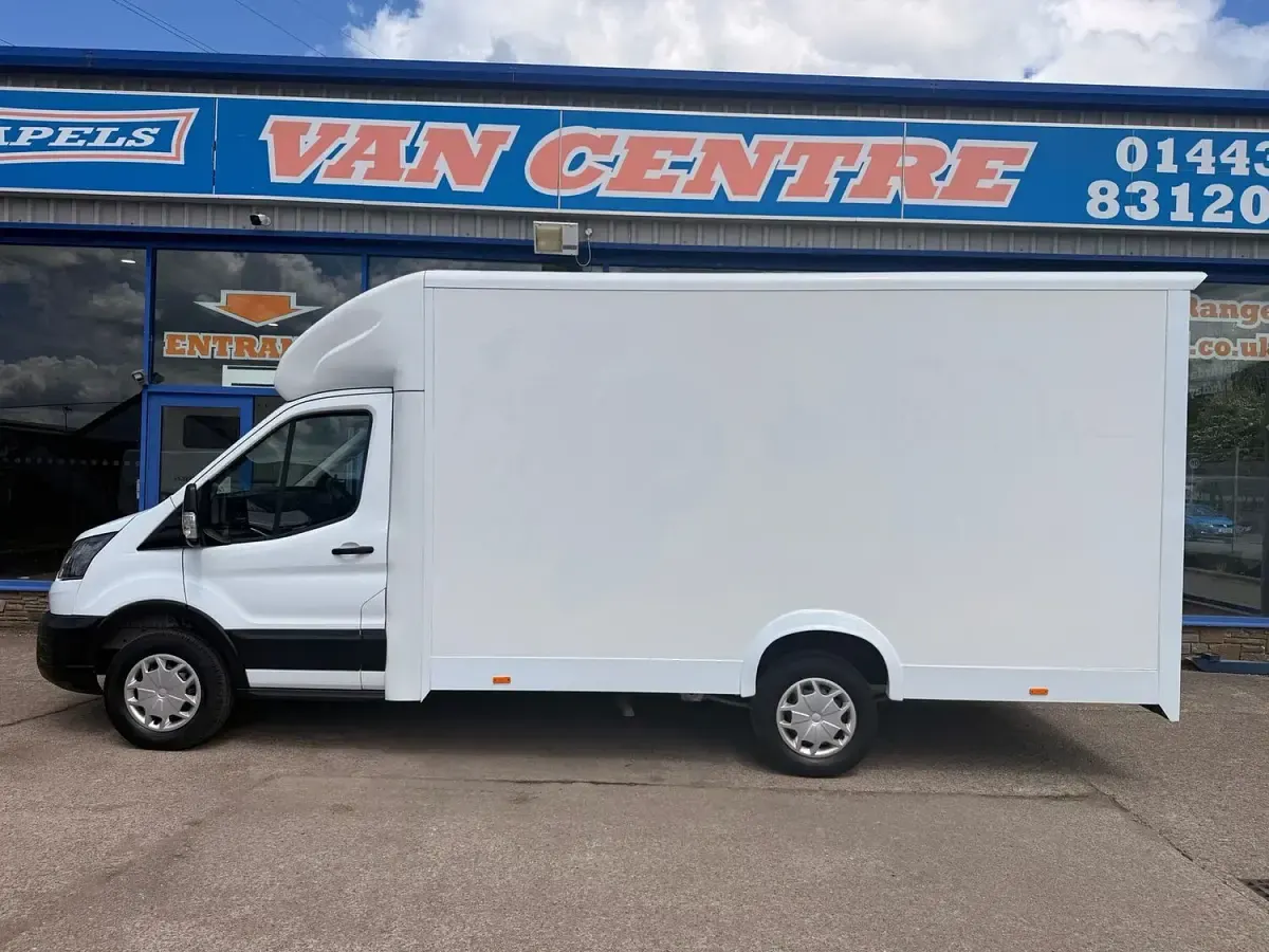 Used Ford Transit S 130 HP (95 kW) 2021 White Cabriolet