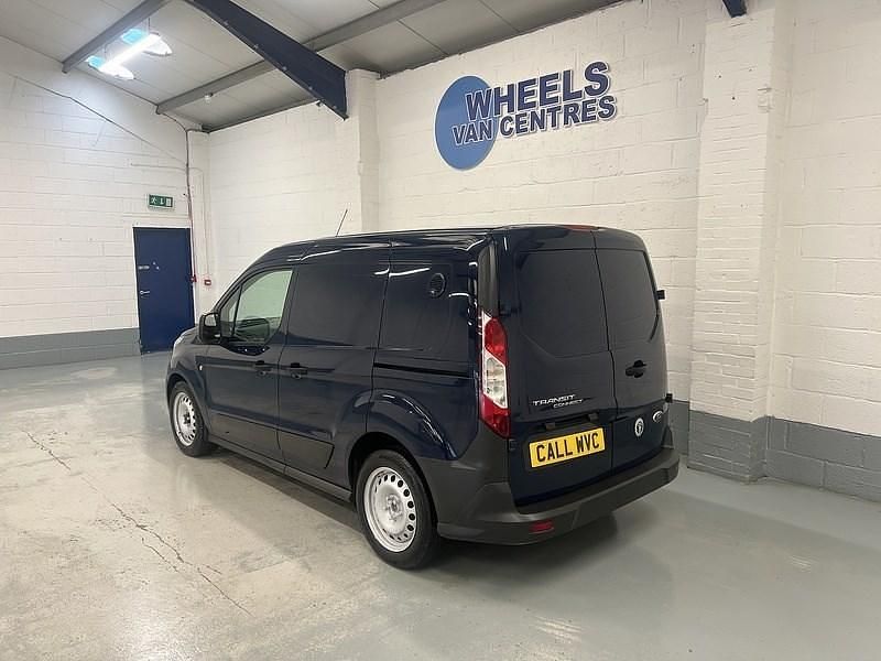 Usado Ford Transit Connect 113 HP (83 kW) 2015 Azul Monovolume