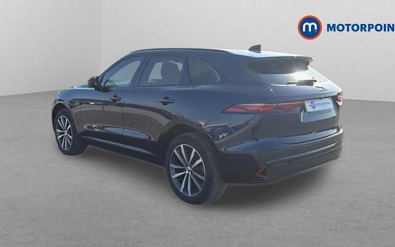Begagnad Jaguar F-Pace R-Dynamic 204 HK (150 kW) 2023 Blå SUV