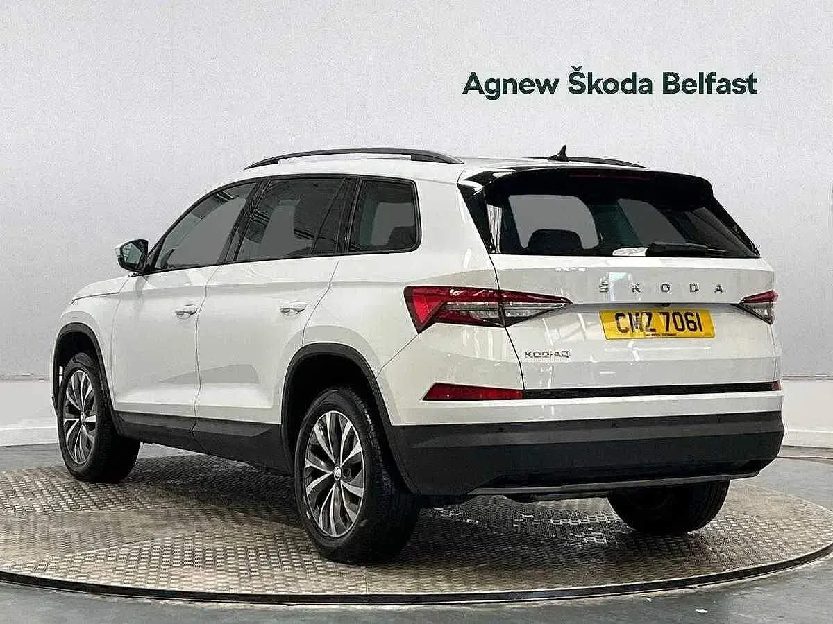 Used Skoda Kodiaq SE Drive 110 HP (80 kW) 2023 Moon white metallic SUV