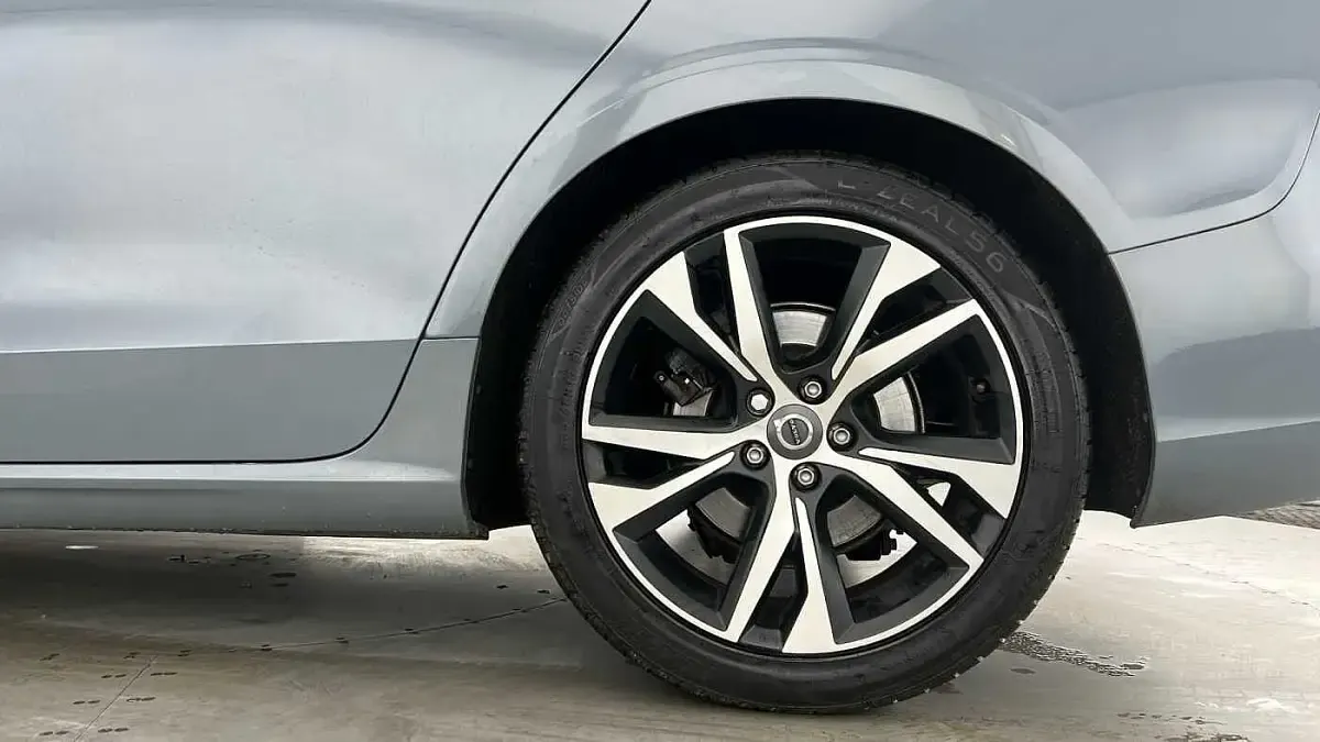 Used Volvo V60 R-Design 2022 Grey Estate
