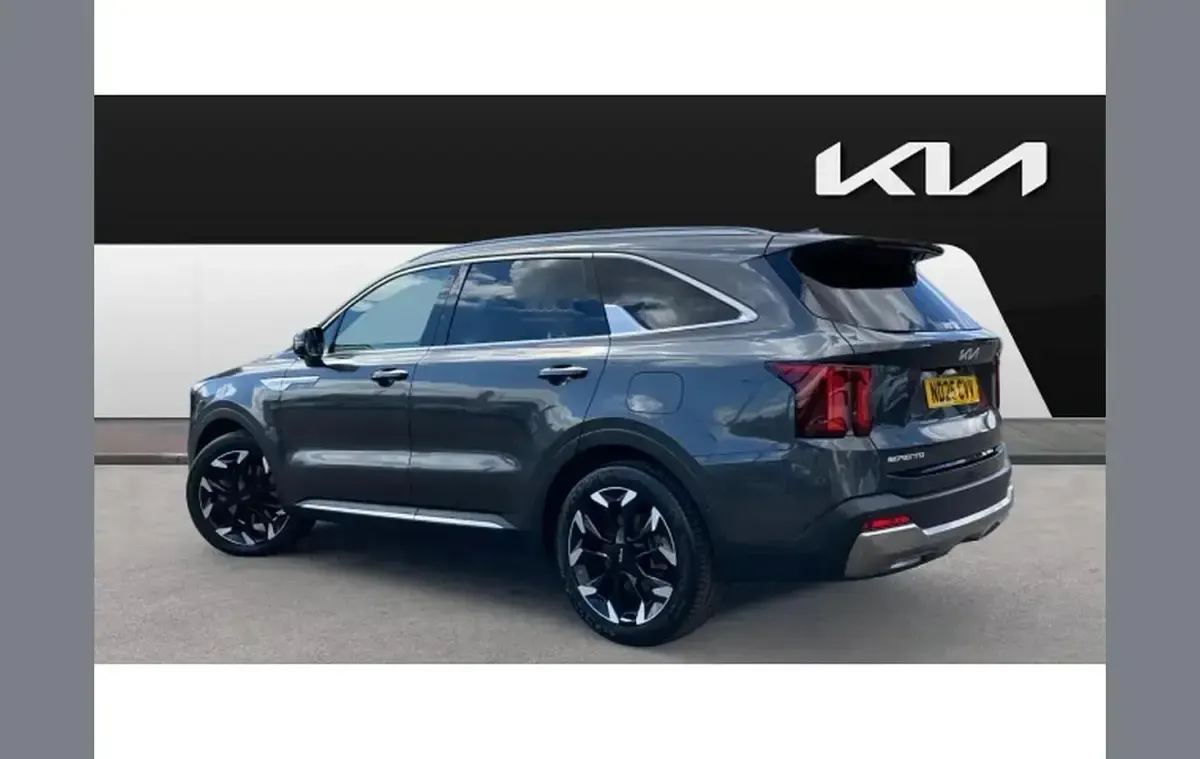 Used Kia Sorento 194 HP (142 kW) 2025 Grey SUV