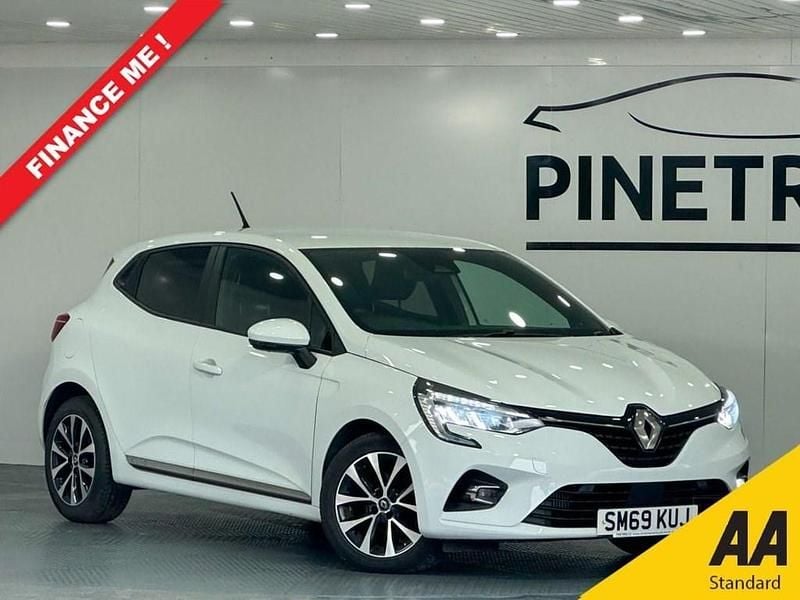 White Used 2019 Renault Clio IV Iconic Hatchback | £8,499 (Fair price) - Image 1/3
