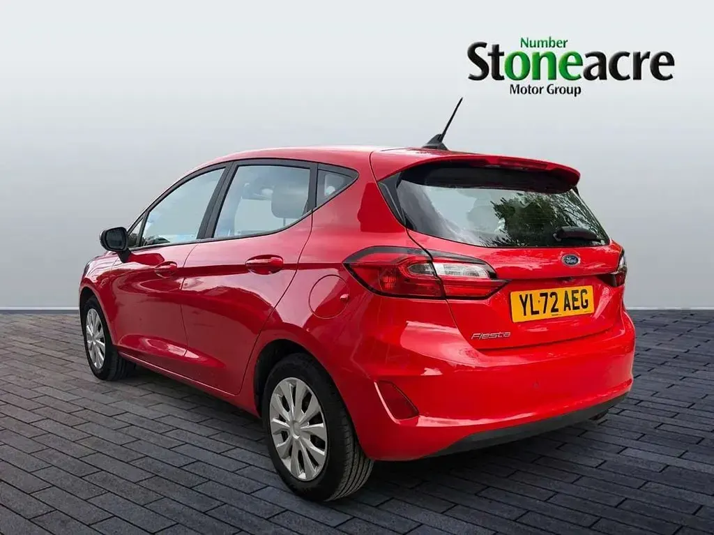 Usado Ford Fiesta Trend 100 HP (73 kW) 2023 Vermelho Citadino