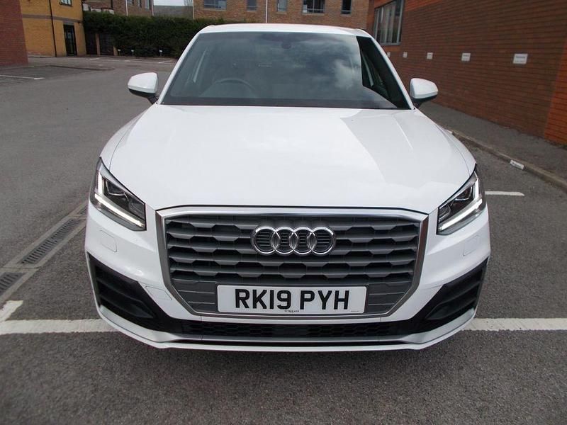 Begagnad Audi Q2 S-Line 150 HK (110 kW) 2019 Vit SUV