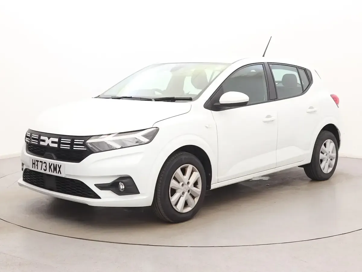 Used Dacia Sandero Expression 100 HP (73 kW) 2023 White Hatchback