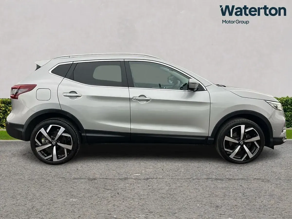 Used Nissan Qashqai Tekna 2020 Silver SUV