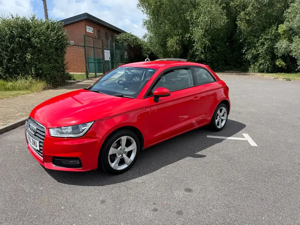 Used Audi A1 Sport 116 HP (85 kW) 2015 Red Hatchback