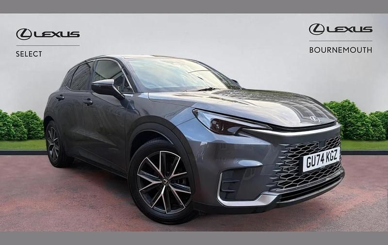 Used Lexus LBX 136 HP (100 kW) 2024 Grey SUV