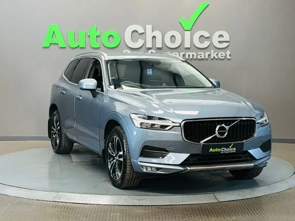 Second-hand Volvo XC60 Momentum 190 CP (139 kW) 2018 Albastru SUV