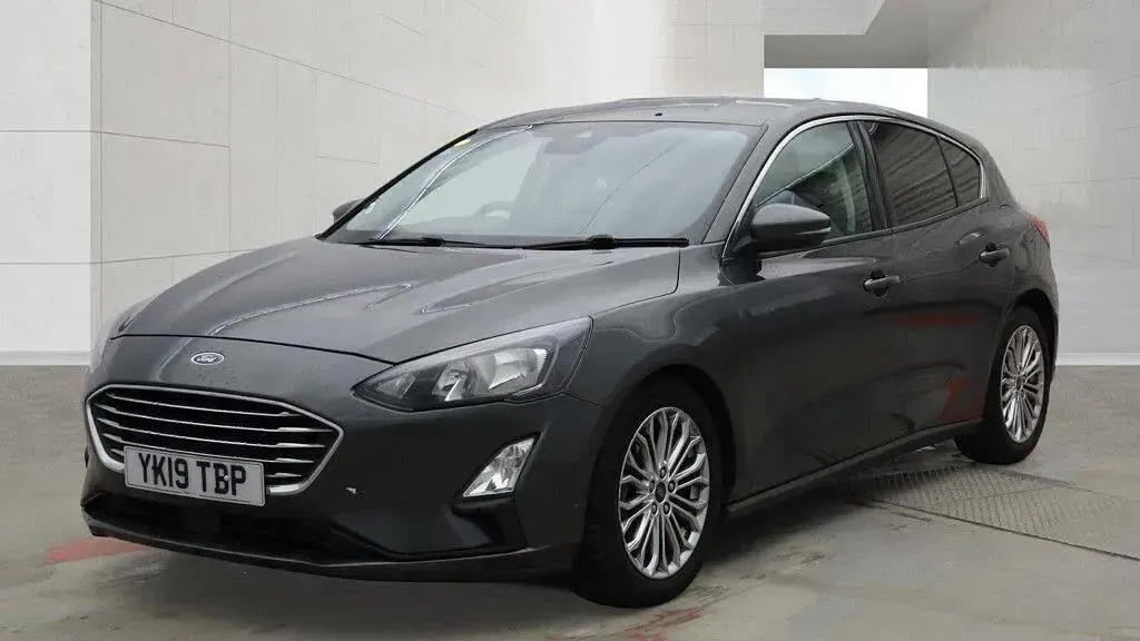 Used Ford Focus Titanium X 120 HP (88 kW) 2019 Grey Hatchback