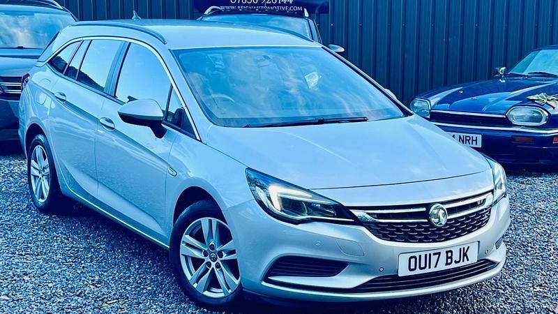 Used Vauxhall Astra S 2017 Silver Estate