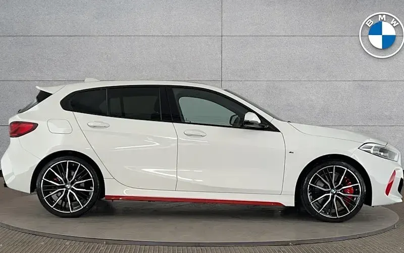 Used BMW 128 Shadowline 265 HP (194 kW) 2023 White Hatchback