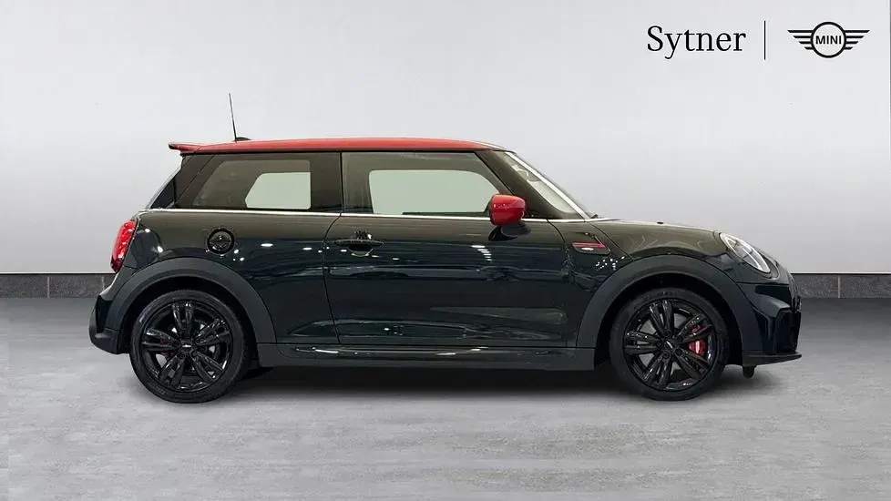 Used Mini John Cooper Works Hatch 228 HP (167 kW) 2023 Green Hatchback