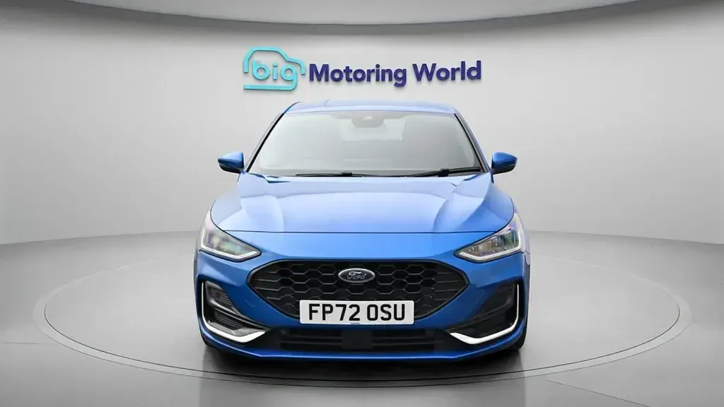 Usado Ford Focus ST-Line 120 HP (88 kW) 2023 Azul Citadino