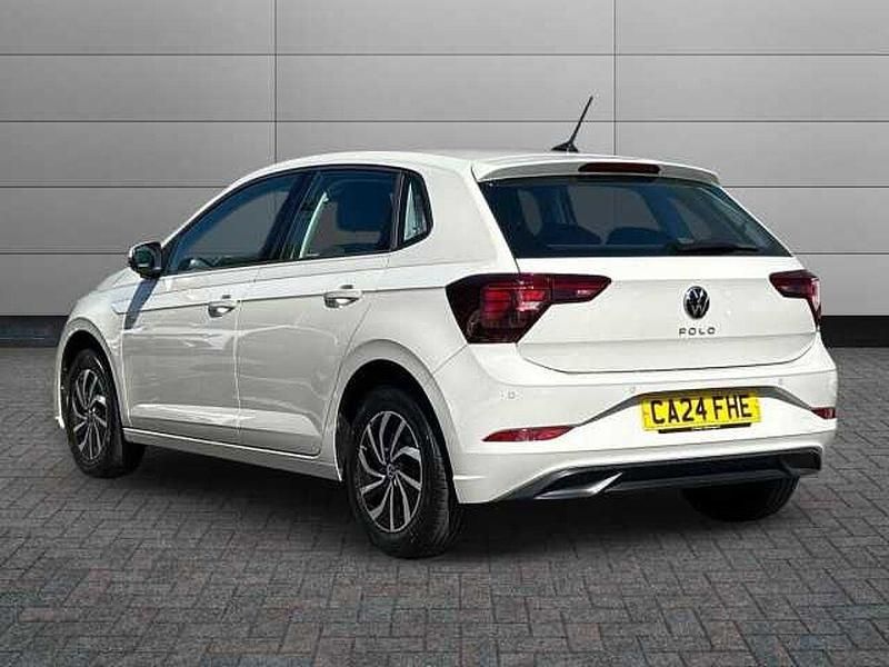 Used VW Polo 95 HP (69 kW) 2024 Hatchback