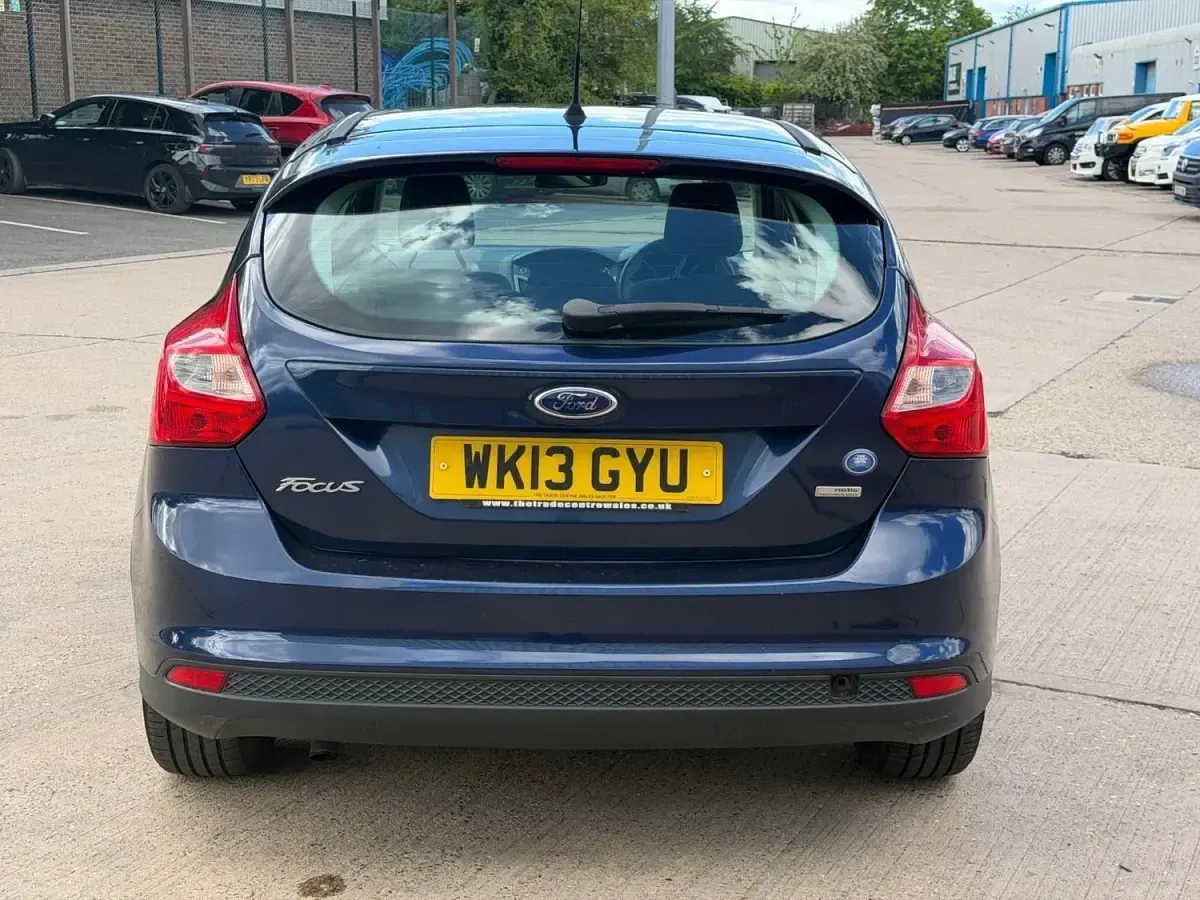 Usado Ford Focus 2013 Azul Citadino
