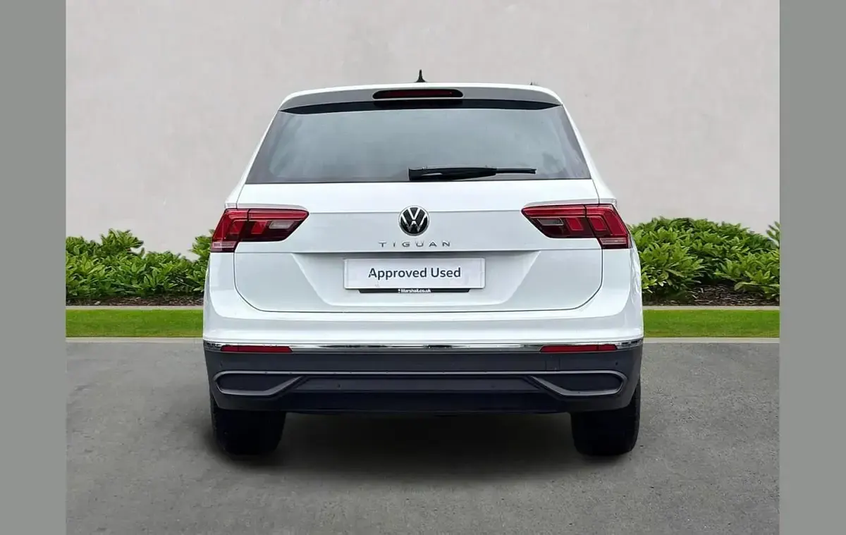 Used VW Tiguan S 150 HP (110 kW) 2022 White SUV